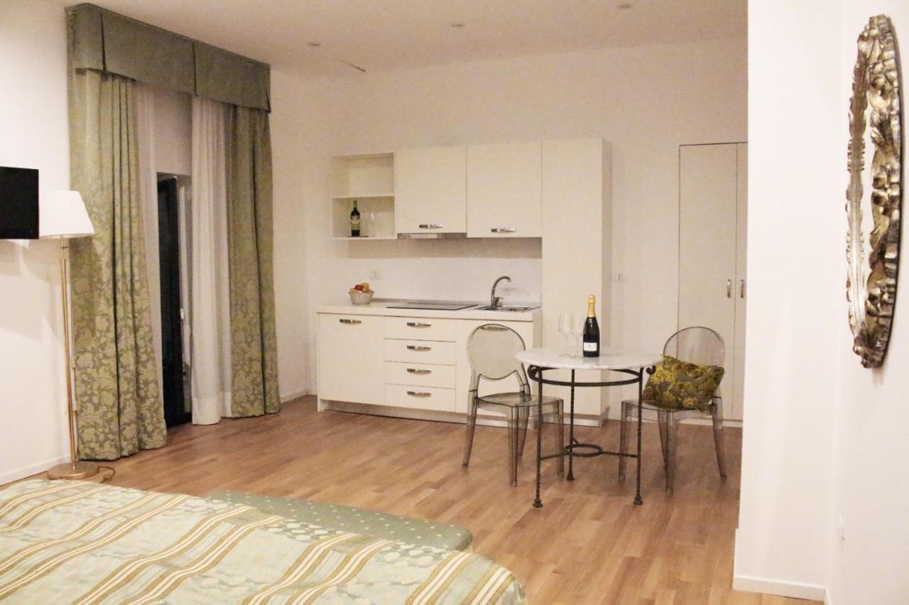 Nerello Suites And Rooms Катанія Екстер'єр фото