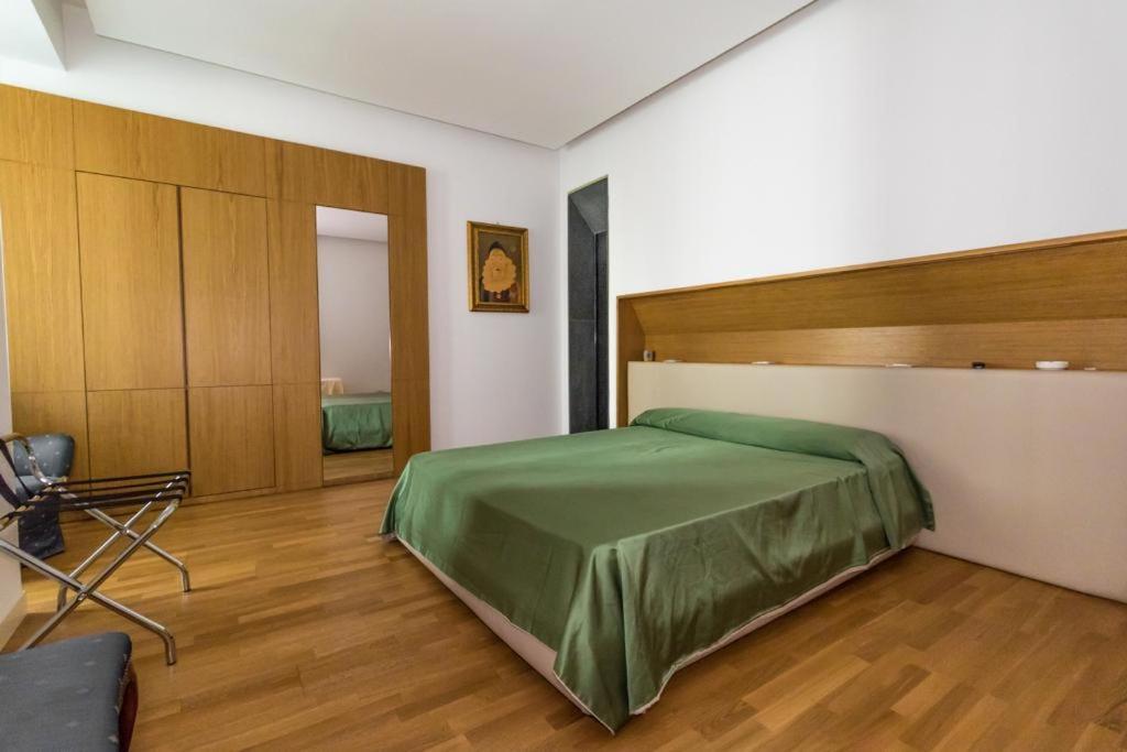 Nerello Suites And Rooms Катанія Екстер'єр фото